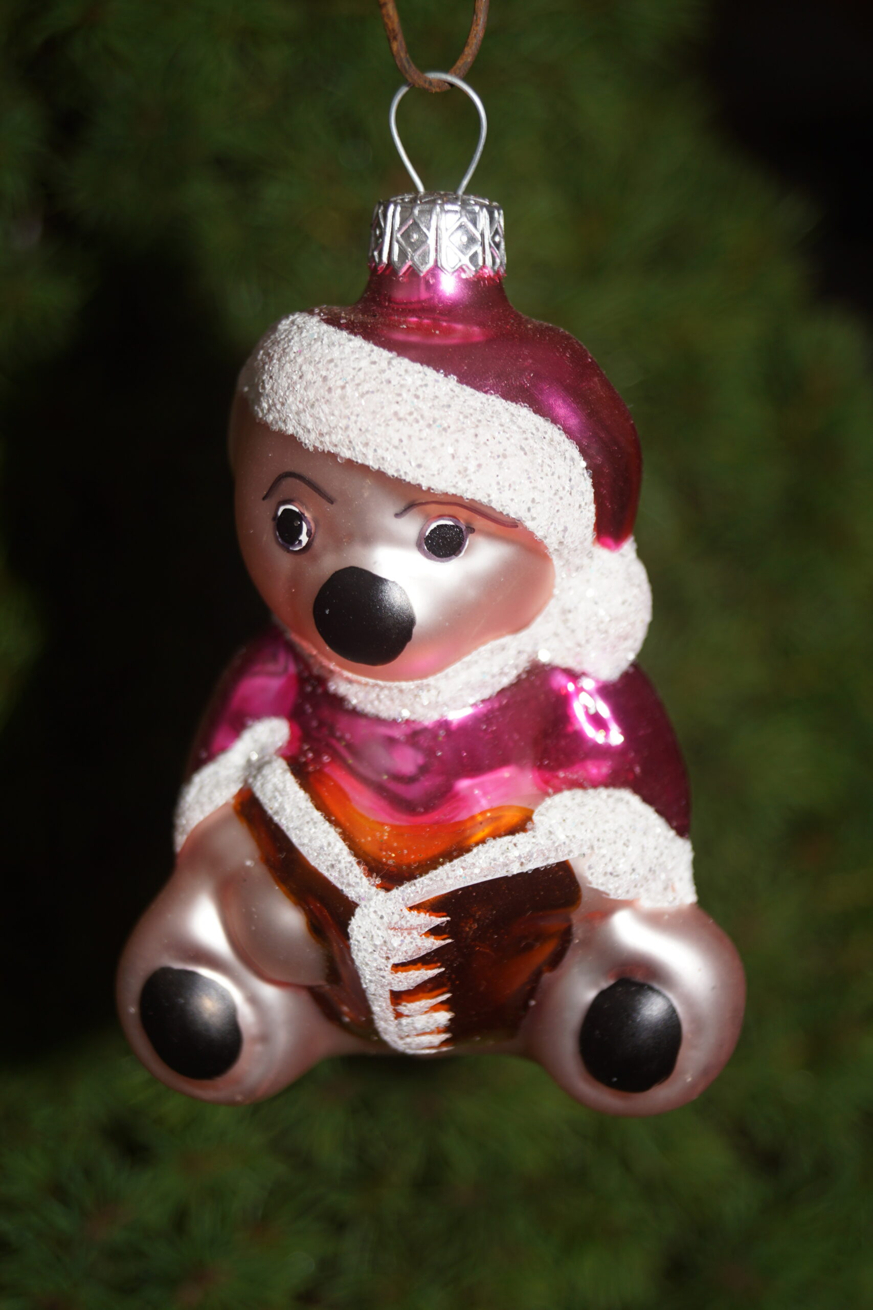 Julekugle Bjørn med bog Pink